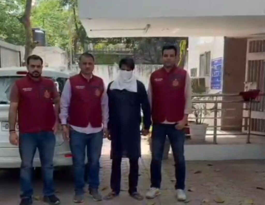 सावधान! आपकी ‘बॉडी’ बना रहा है या जहर दे रहा है? दिल्ली क्राइम ब्रांच ने पकड़ी नकली प्रोटीन बनाने वाली फैक्ट्री