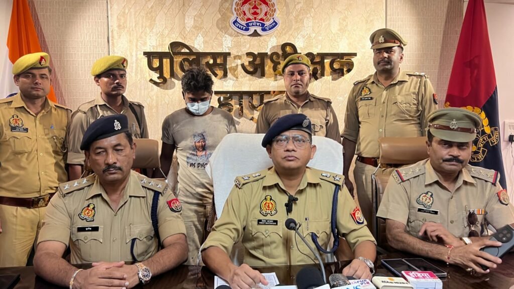 Hapur News : हापुड़ में पांच लाख की लूट निकली फर्जी, कर्ज से बचने के लिए रची थी कहानी