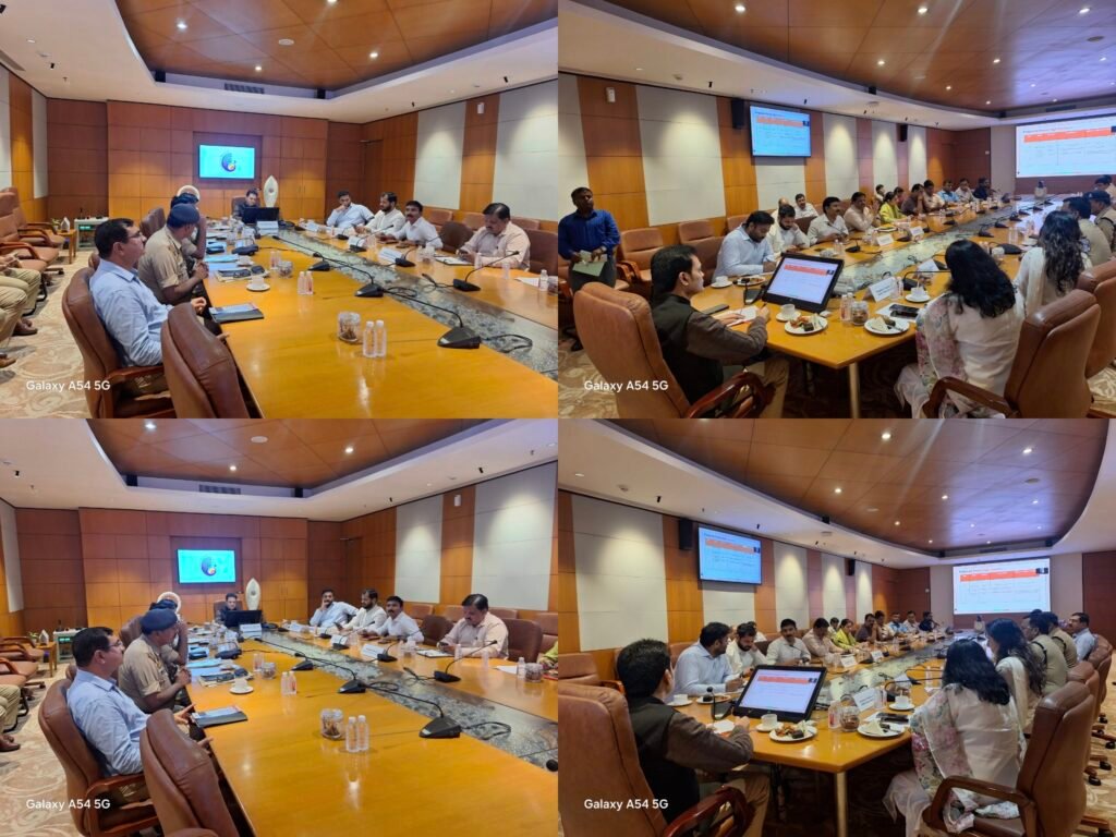 यूपी इंटरनेशनल ट्रेड शो-2026: ग्रेटर नोएडा में चौथे संस्करण की तैयारियों को लेकर प्रमुख सचिव ने की उच्चस्तरीय समीक्षा, युद्ध स्तर पर काम करने के दिए  निर्देश