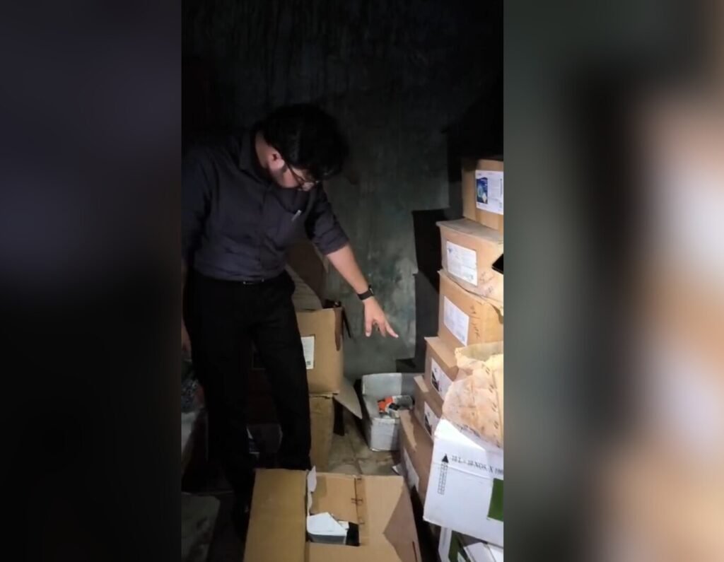 Hapur News : हापुड़ में कृषि विभाग की बड़ी कार्रवाई, पेस्टिसाइड दुकानों से 17 नमूने लेकर जांच को भेजे