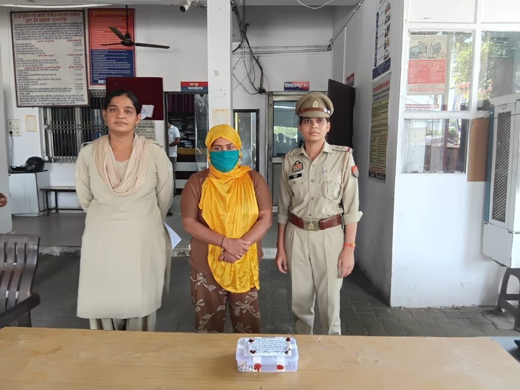 Hapur News : हापुड़ में लुटेरी दुल्हन का भंडाफोड़, दो दिन में गहने लेकर फरार हुई, सिंभावली पुलिस ने दबोचा