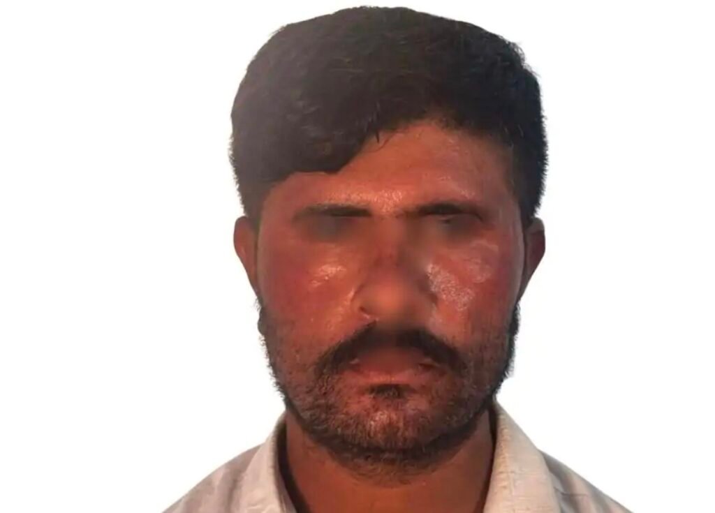 Hapur News : पुलिस की दबिश से पहले ही भाग निकलता था पचास हजार का इनामी अजीत, शाहजहांपुर से हुआ गिरफ्तार