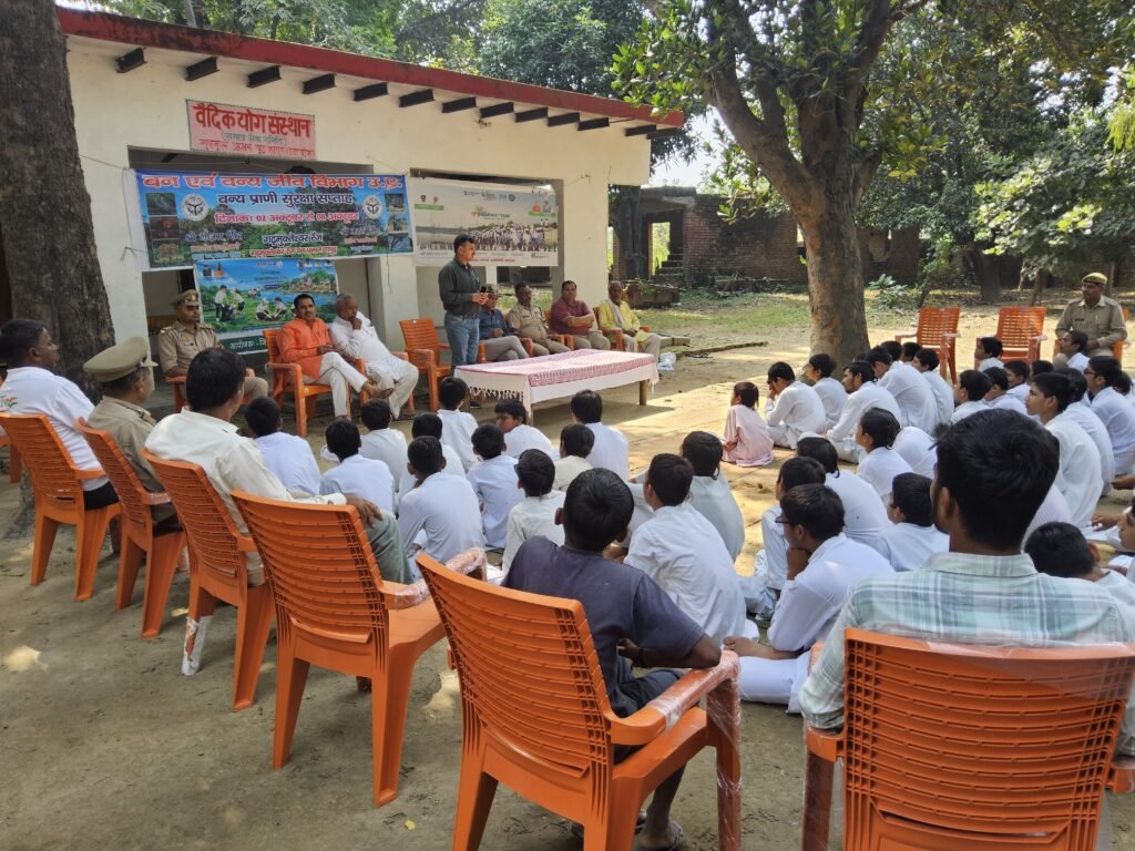 Hapur News : गढ़मुक्तेश्वर में वन विभाग ने मनाया वन्य प्राणी सुरक्षा सप्ताह, पर्यावरण संरक्षण का दिया संदेश