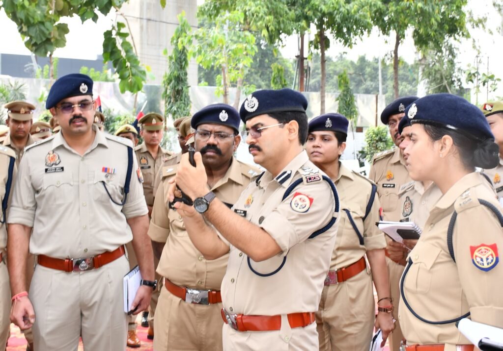 Hapur News : मेरठ रेंज में अवैध हथियारों के खिलाफ ऑपरेशन शस्त्र, हापुड़ में 14 आरोपी गिरफ्तार